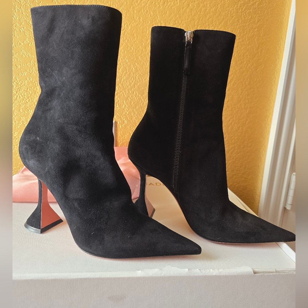 Amina Muaddi Suede Giorgia Pointed Toe Bootie S.7.5